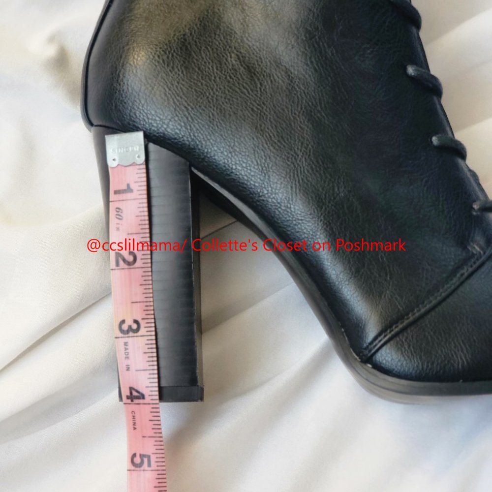 Venus Black Lace Up Tall Knee High Boots - Size 9 EUC - Picture 7 of 12